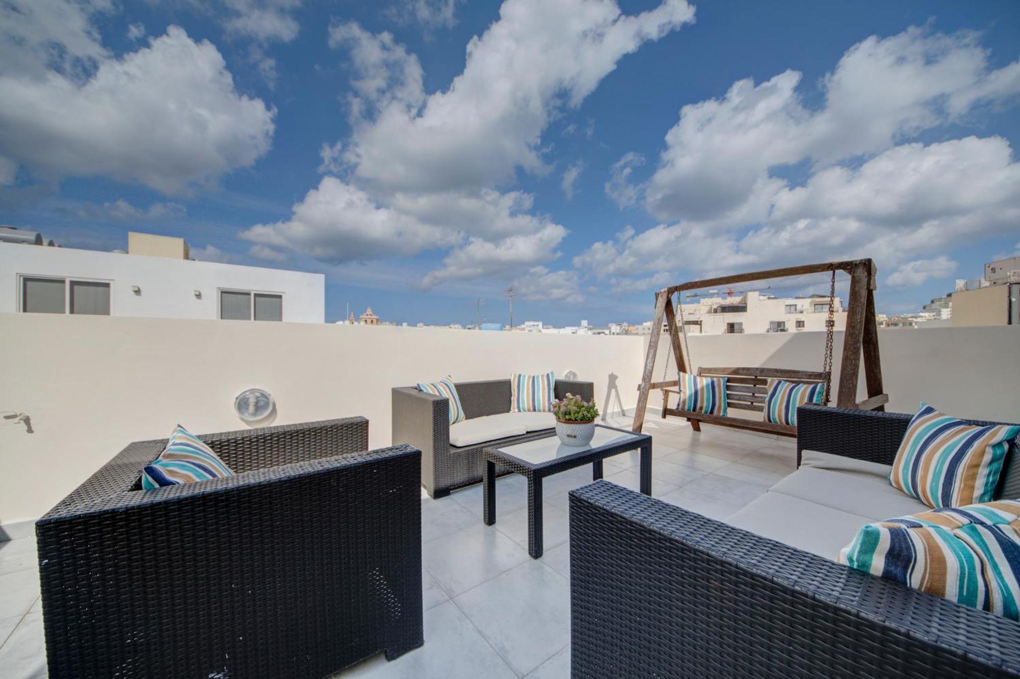 Sapphire Residences - Apartments & Penthouse In Central Sliema By Shortletsmalta Exterior foto
